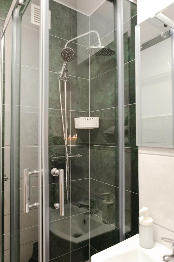 Wow Rooms Warsaw Luaran gambar