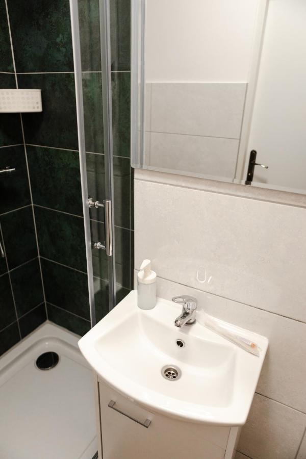Wow Rooms Warsaw Luaran gambar